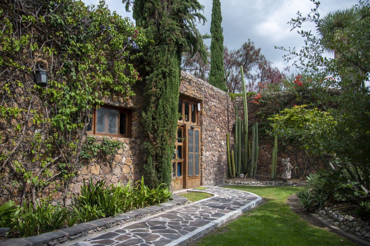 Sueña (Jr. Suite)